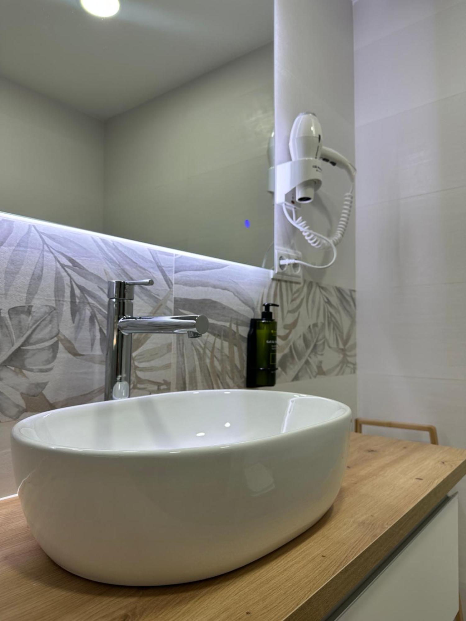 Hostal Fronton アルコベンダス エクステリア 写真